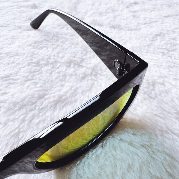 Faye Mirrored Red with Black Rim Sunglasses - Picture 9 of 14